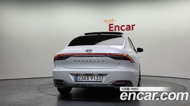 Hyundai The New Grandeur IG 3