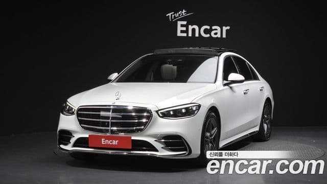 Mercedes-Benz S-Class W223 1