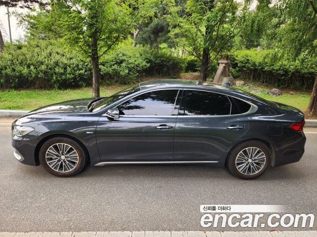 Hyundai Grandeur IG Hybrid 2