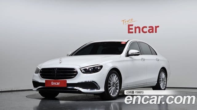 Mercedes-Benz E-Class W213 1