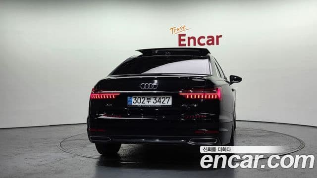 Audi A6 (C8) 4