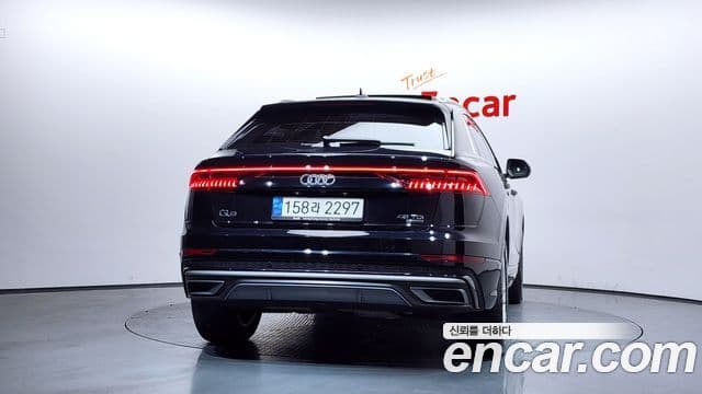 Audi Q8 (4M) 3