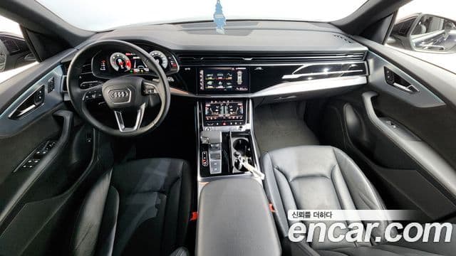 Audi Q8 (4M) 4