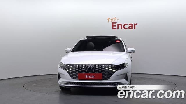 Hyundai The New Grandeur IG 2
