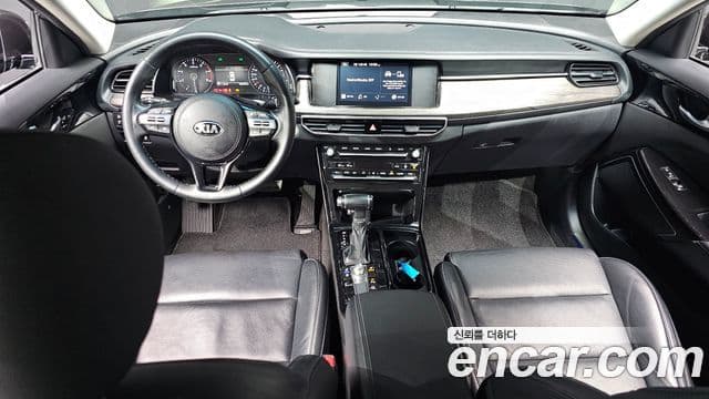Kia K7 Premier 4