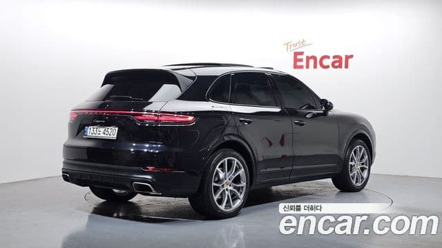 Porsche Cayenne (PO536) 2