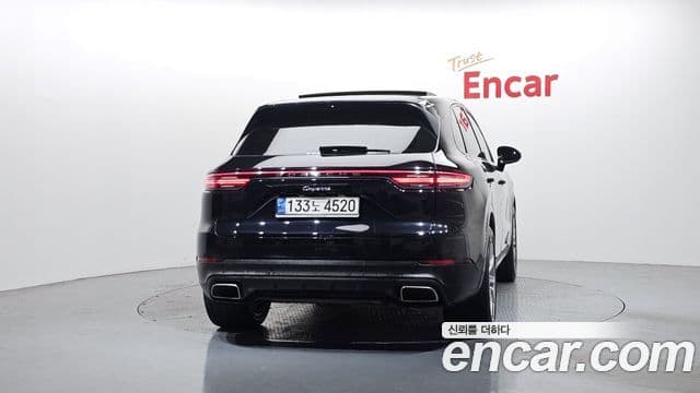 Porsche Cayenne (PO536) 4