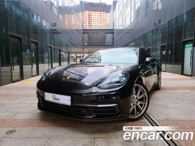 Porsche Panamera (971) 1