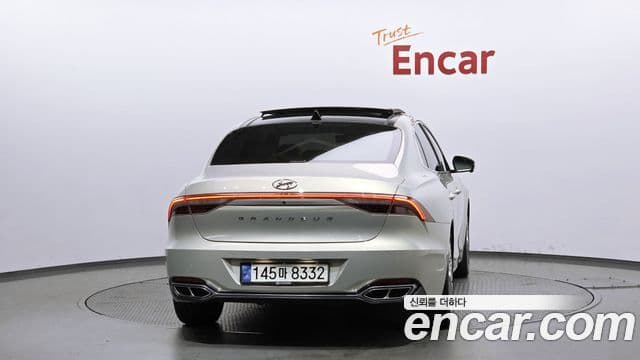 Hyundai The New Grandeur IG 4