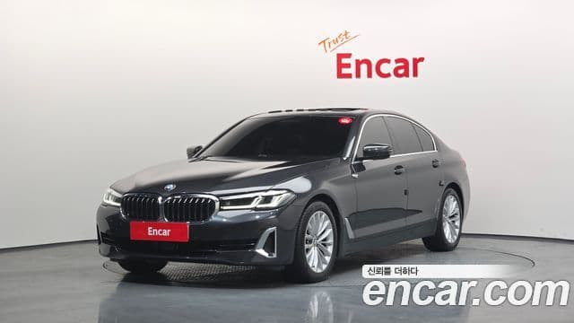 BMW 5 Series (G30)