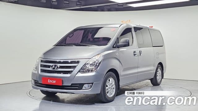 Hyundai Grand Starex 1