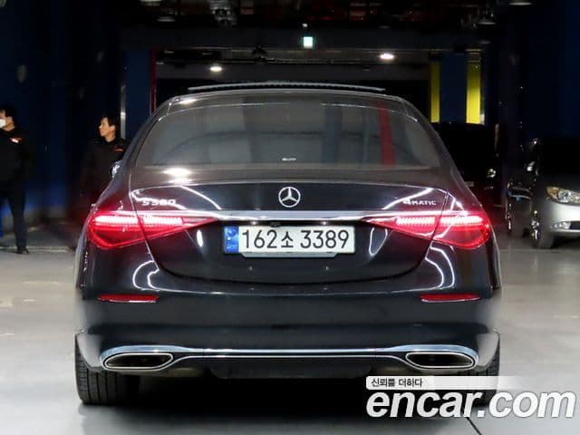 Mercedes-Benz S-Class W223 2