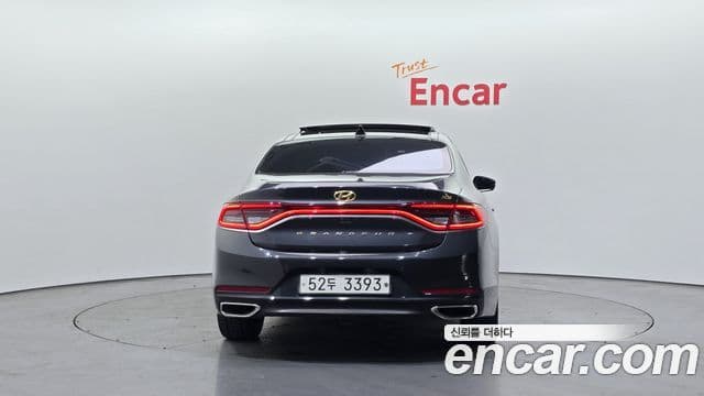 Hyundai Grandeur IG 4