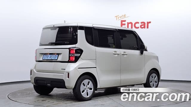Kia The New Kia Ray EV 2