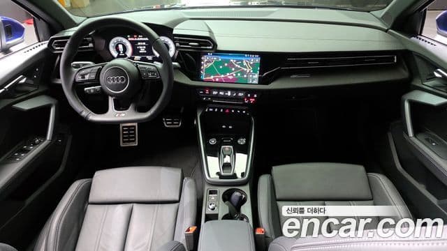 Audi A3 (8Y) 4