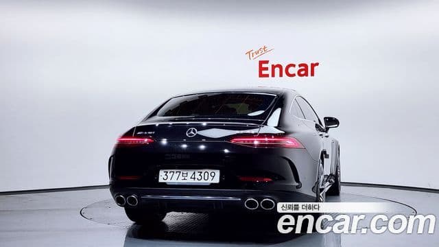 Mercedes-Benz AMG GT 4