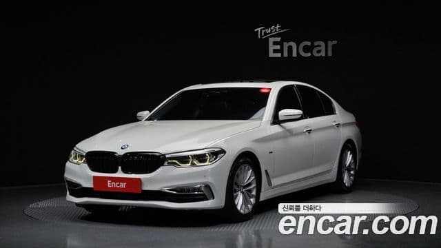 BMW 5 Series (G30)