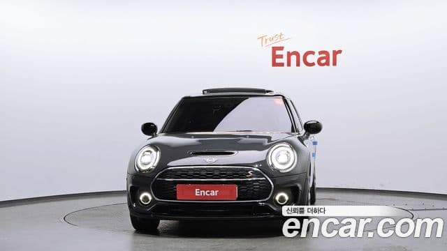 MINI Cooper SD Clubman 3