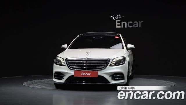 Mercedes-Benz S-Class W222 3