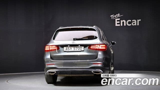 Mercedes-Benz GLC-Class X253 4