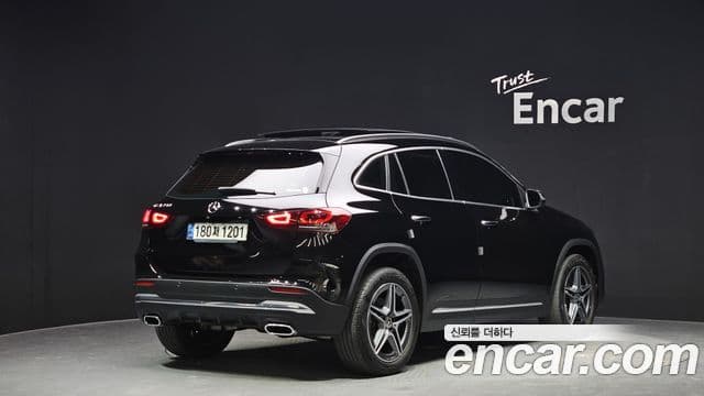 Mercedes-Benz GLA-Class H247 2