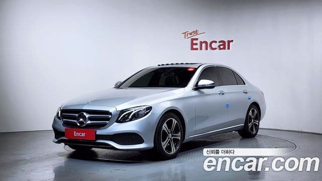 Mercedes-Benz E-Class W213 1