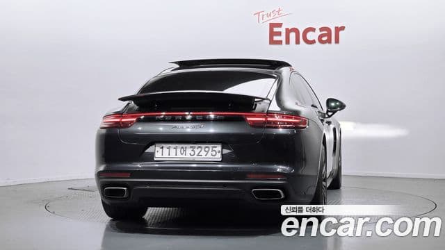 Porsche Panamera (971) 4