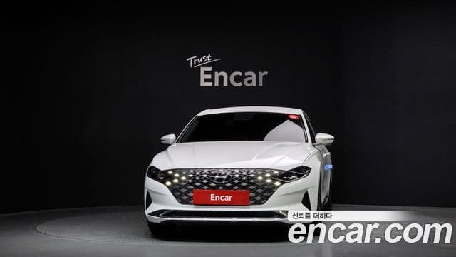 Hyundai The New Grandeur IG Hybrid 3