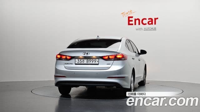 Hyundai Avante AD 4