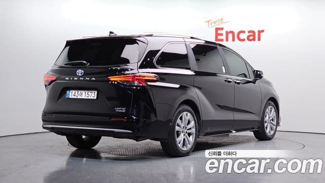 Toyota Sienna 4th Gen 2