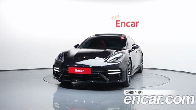 Porsche Panamera (971) 3