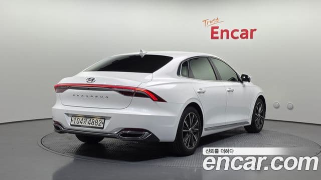 Hyundai The New Grandeur IG 2