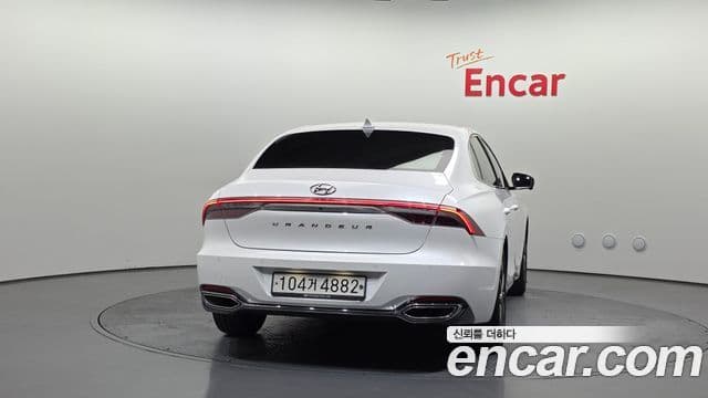 Hyundai The New Grandeur IG 4