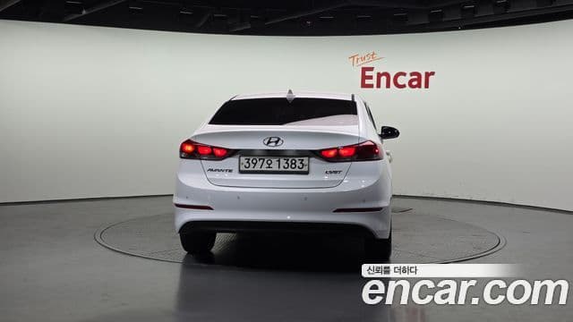 Hyundai Avante AD 4