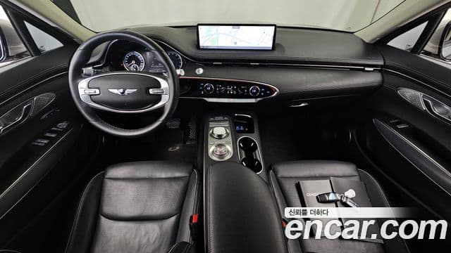 Genesis GV70 4