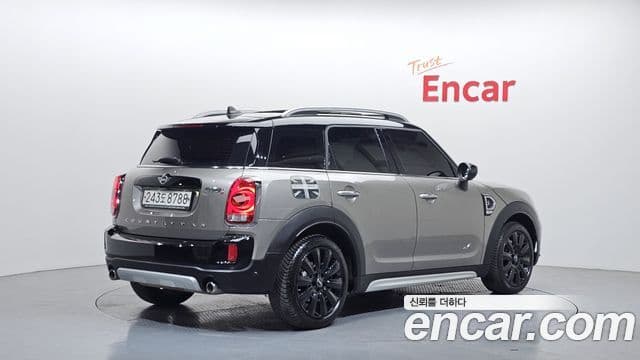 MINI Cooper S Countryman 2