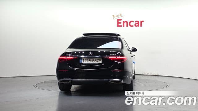 Mercedes-Benz S-Class W223 3