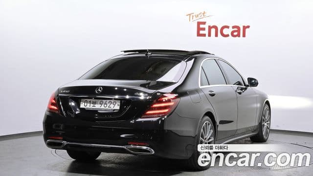 Mercedes-Benz S-Class W222 2