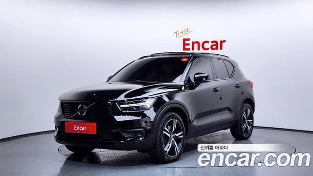 Volvo XC40 1
