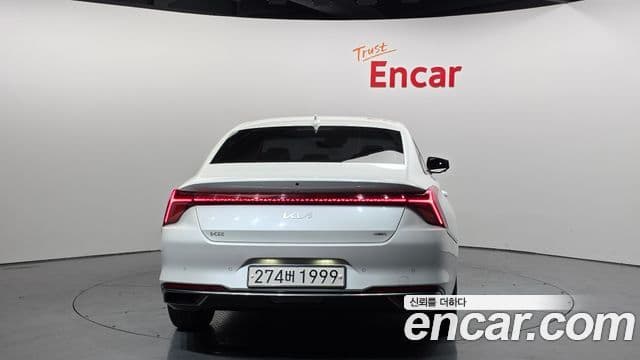 Kia K8 Hybrid 4