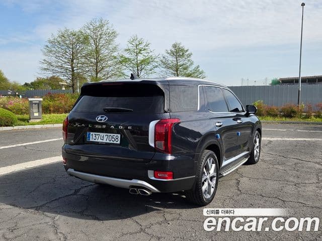Hyundai Palisade 2