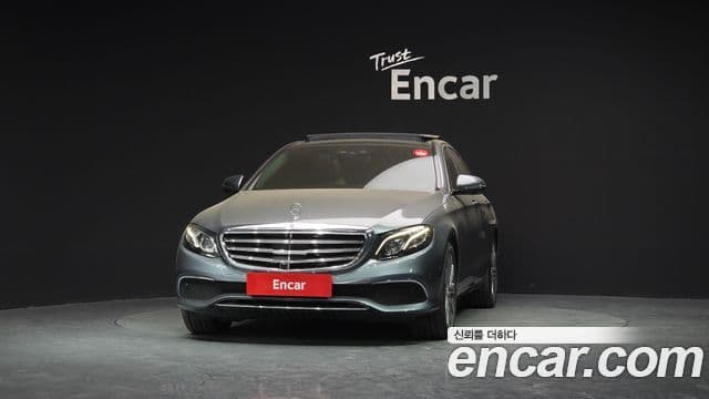 Mercedes-Benz E-Class W213 2