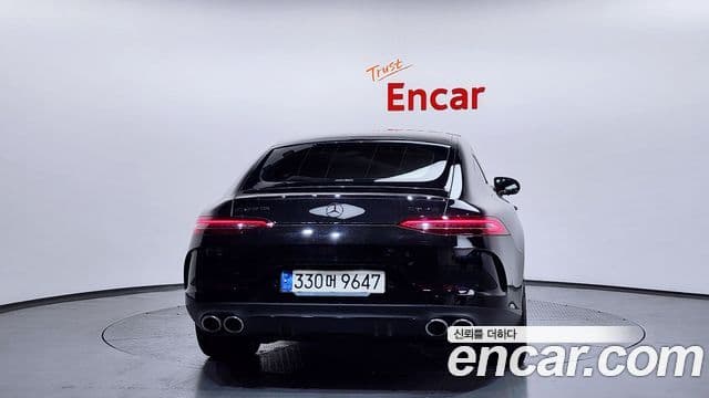 Mercedes-Benz AMG GT 4
