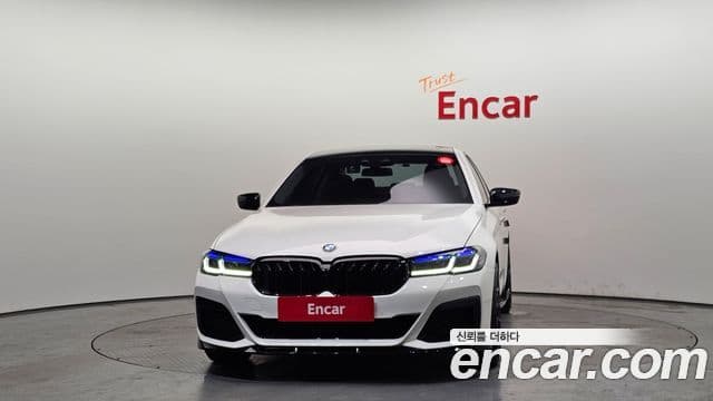 BMW 5 Series (G30) 3