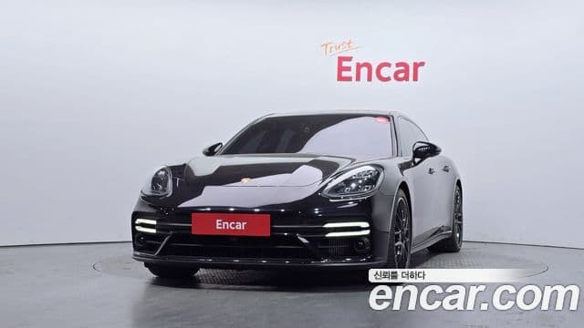 Porsche Panamera (971) 3