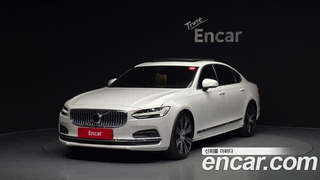 Volvo S90 1