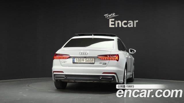 Audi A6 (C8) 4