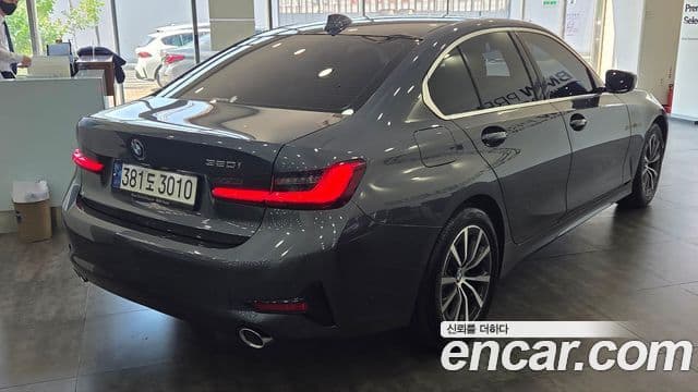 BMW 3 Series (G20) 2