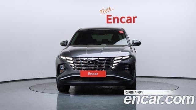 Hyundai Tucson (NX4) 2
