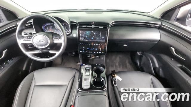 Hyundai Tucson (NX4) 4